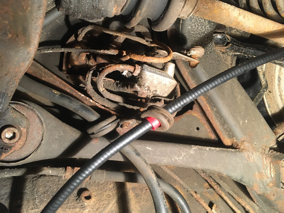 Замена гидроаккумулятора — Mercedes-Benz E-class Estate (S124), 2,3 л ...