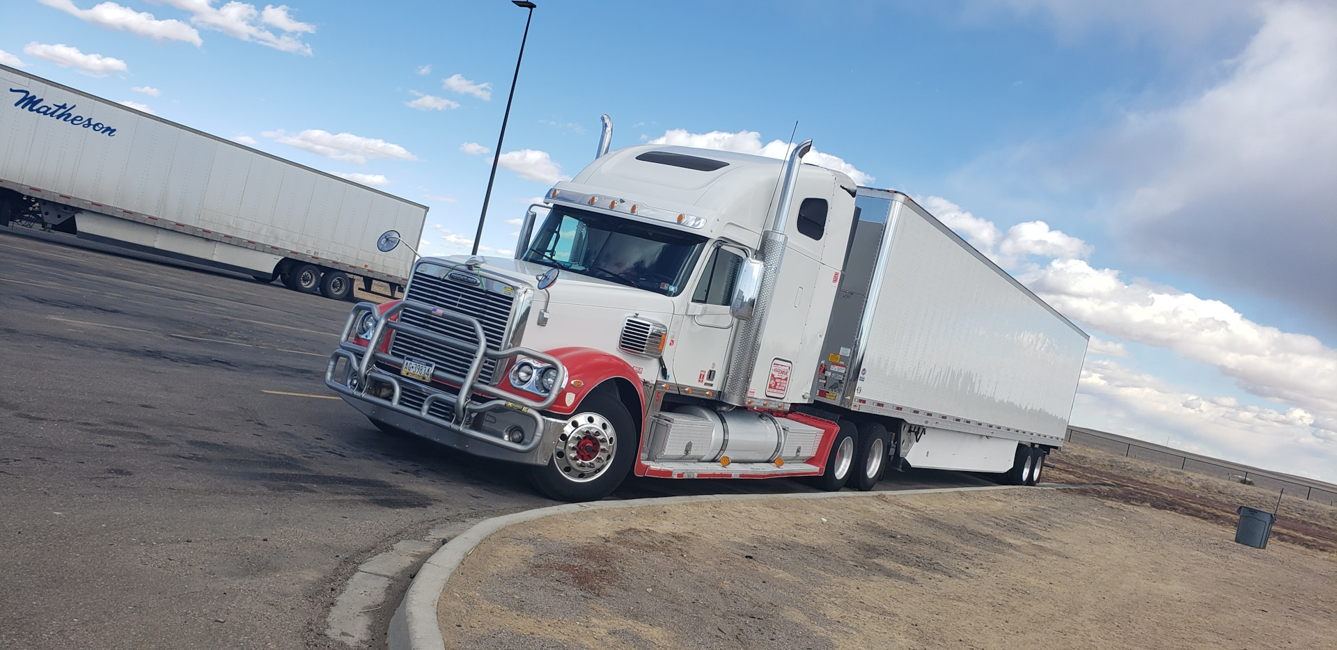 Фото с дорог США: Февраль — 2021 (Часть-1) — Freightliner Coronado, 1,4 л,  2007 года | фотография | DRIVE2