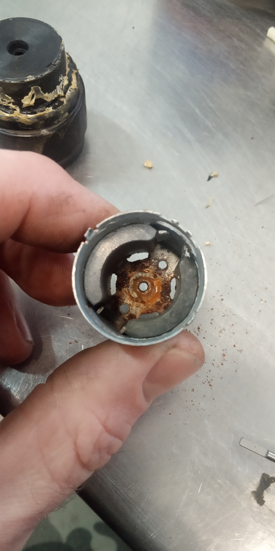 Ремонт электронасоса стеклоомывателя — Lada Калина универсал, 1,4 л ...