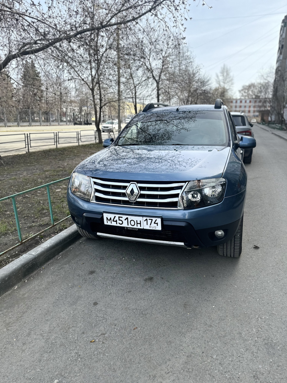 Замена номеров и обновление номерных рамок — Renault Duster (1G), 1,6 л,  2013 года | тюнинг | DRIVE2