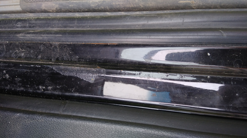 Ржавеют пороги дверей водителя и пассажира. — Volvo XC90 (1G), 2,4 л ...