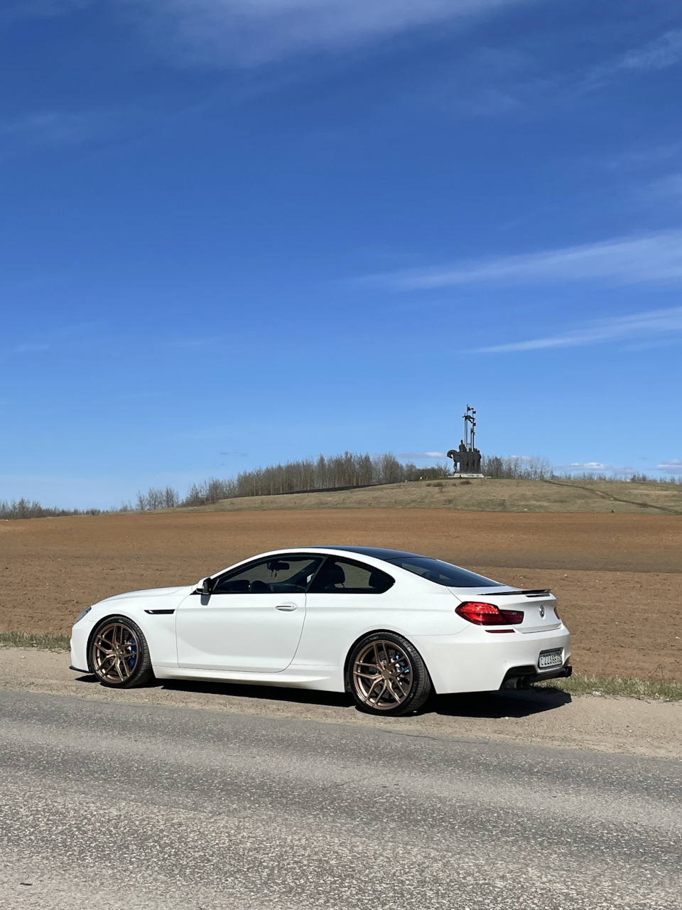 Старый добрый Псков. — BMW 6 series (F13), 3 л, 2013 года | фотография |  DRIVE2