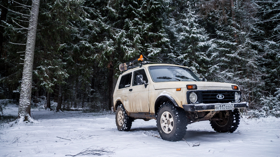 На Нивах к святому источнику Пантелеимона — Lada 4x4 3D, 1,7 л, 1996 ...