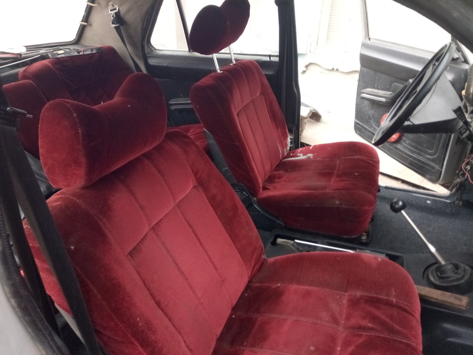 красное на чёрном — ГАЗ 31029