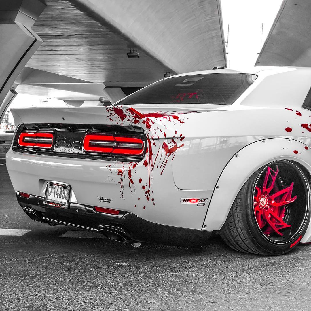 Dodge Charger Hellcat винил