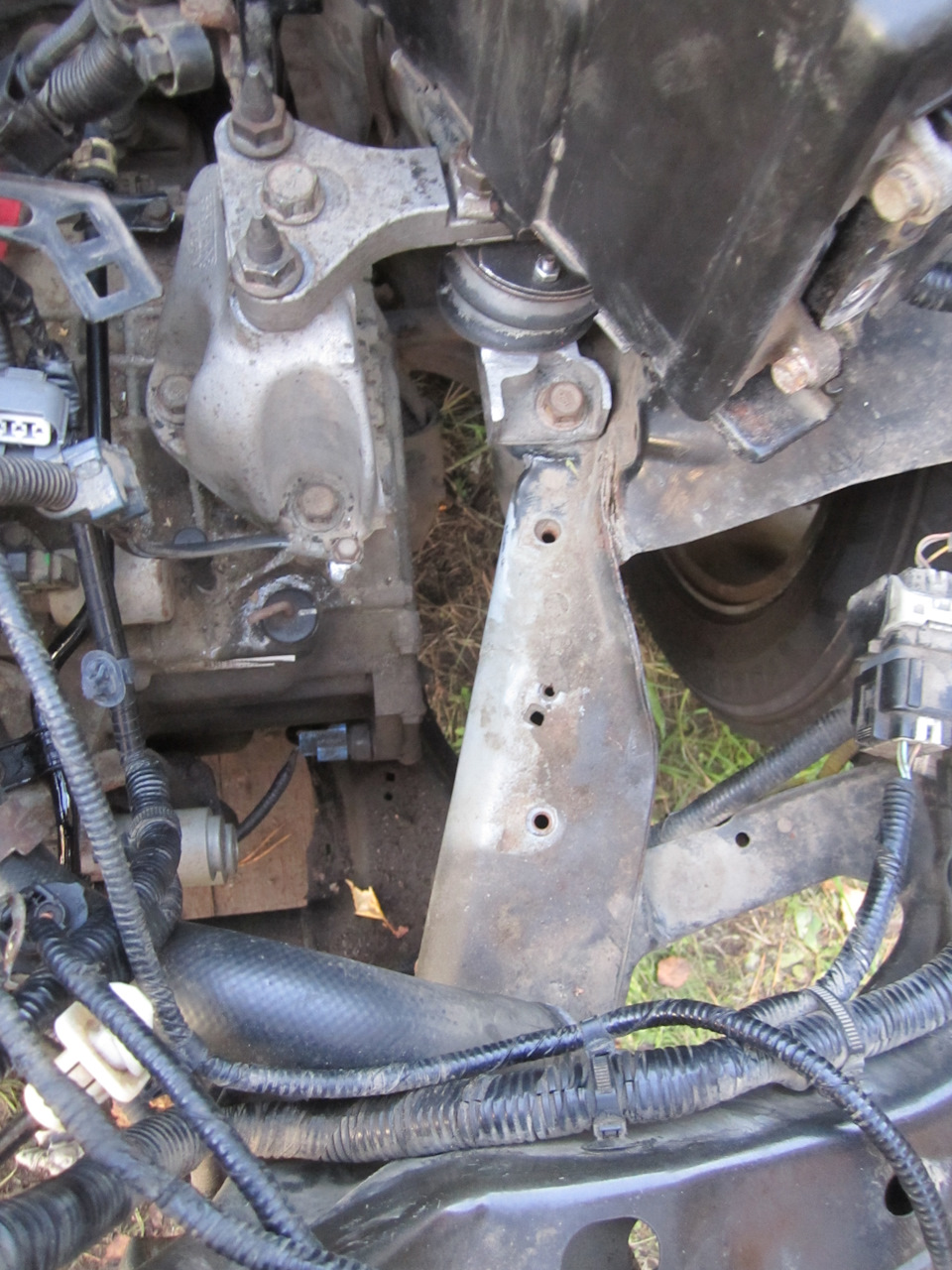 ДТП, заменяемость запчастей левый и правый руль, поиск запчастей ...