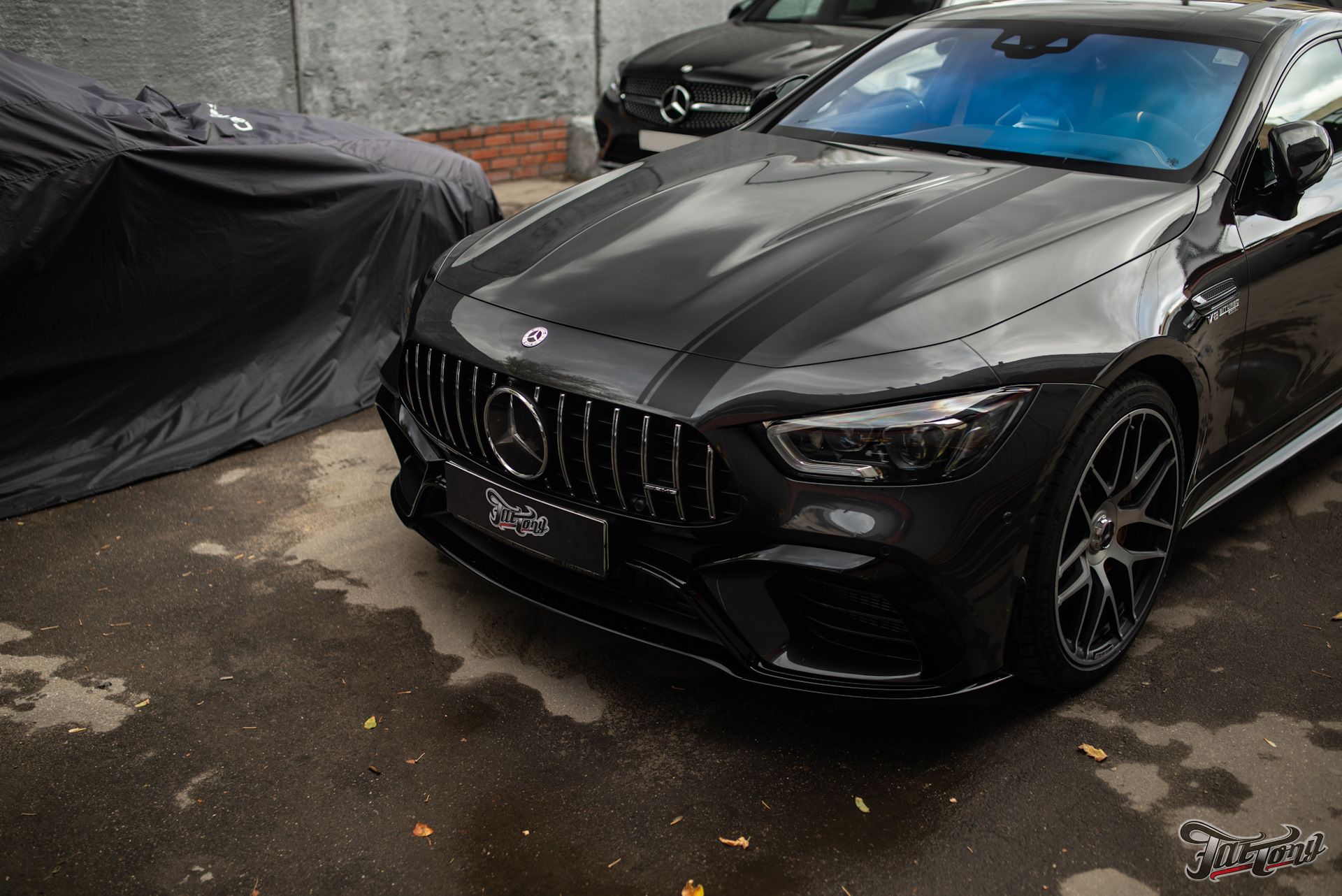 Mercedes AMG gt 63 s черный матовый