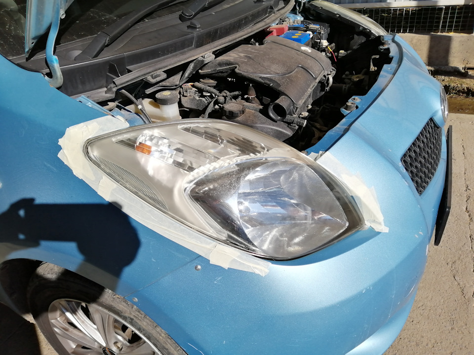 Покрытие фар лаком. — Toyota Vitz (90), 1 л, 2005 года | просто так ...