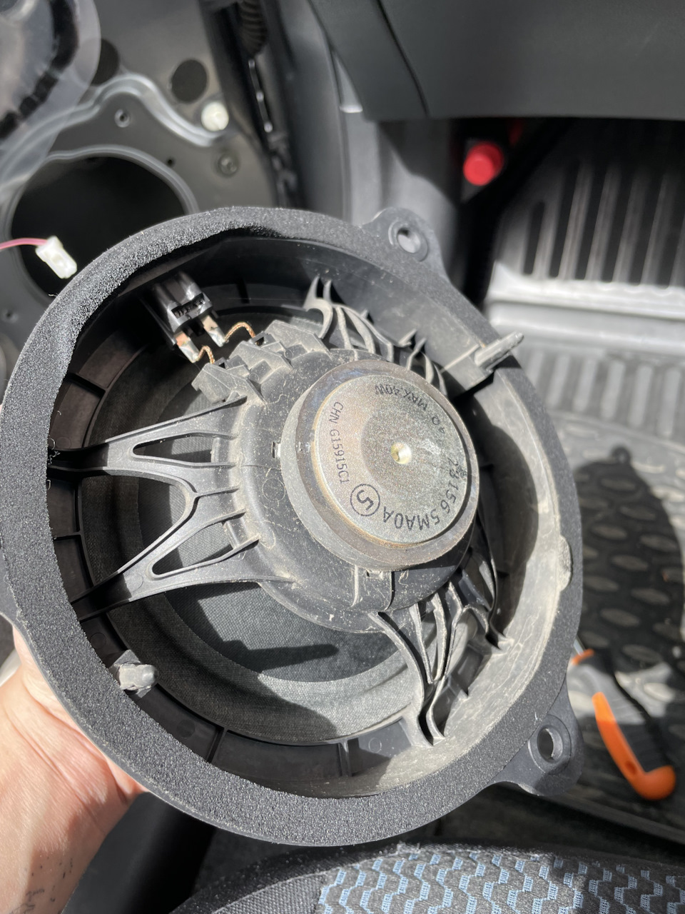 Замена штатной акустики AMP Mass 6.5 — Nissan Note (2G), 1,2 л, 2015 ...