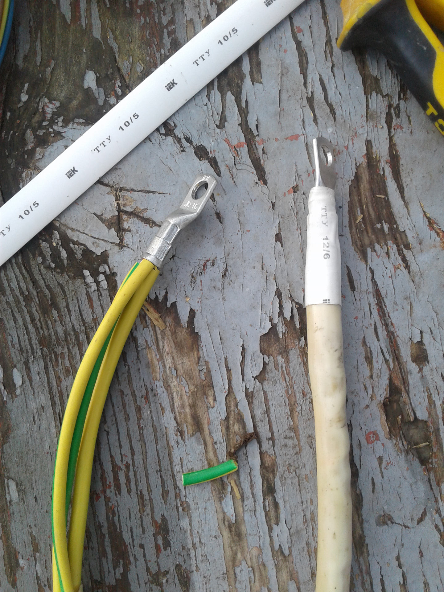 Недозаряд АКБ от генератора, слабое свечение значка АКБ на приборке ...