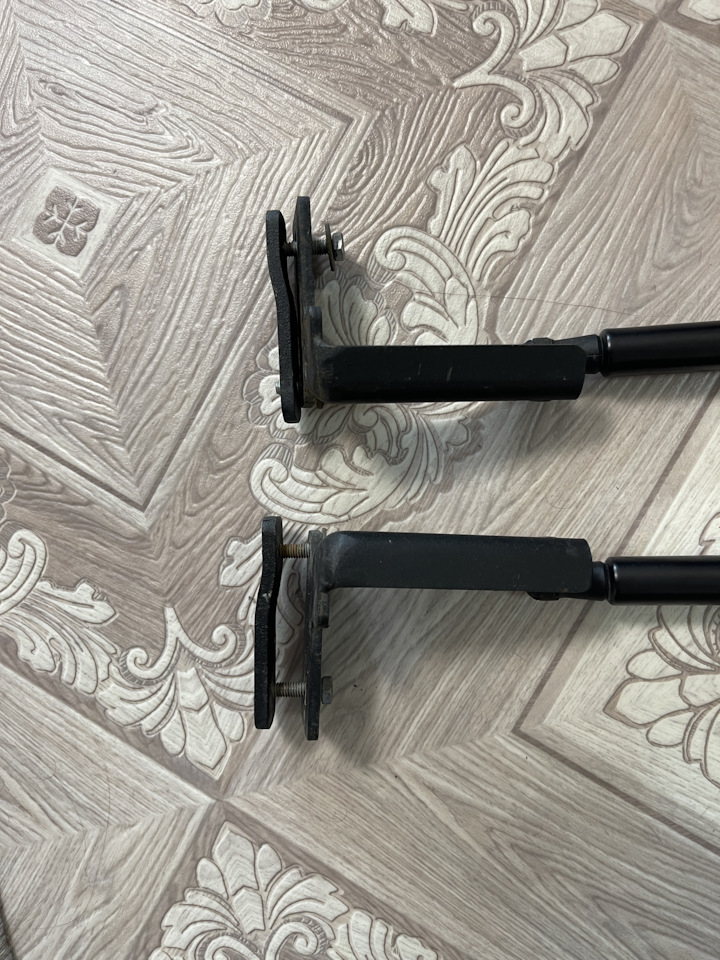 R4500F1001 Газовые упоры капота. KIA HYUNDAI | Запчасти на DRIVE2