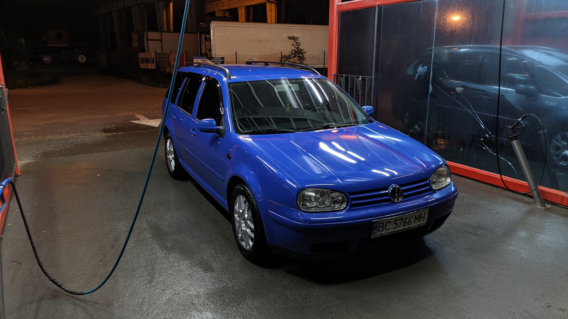 Volkswagen Golf Variant (Mk4) 1.6 бензиновый 2000 | 1,6 APF / 01M FDH /  LW5Z на DRIVE2