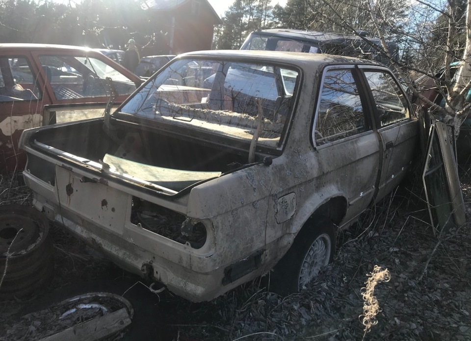 Брошенные авто в европе
