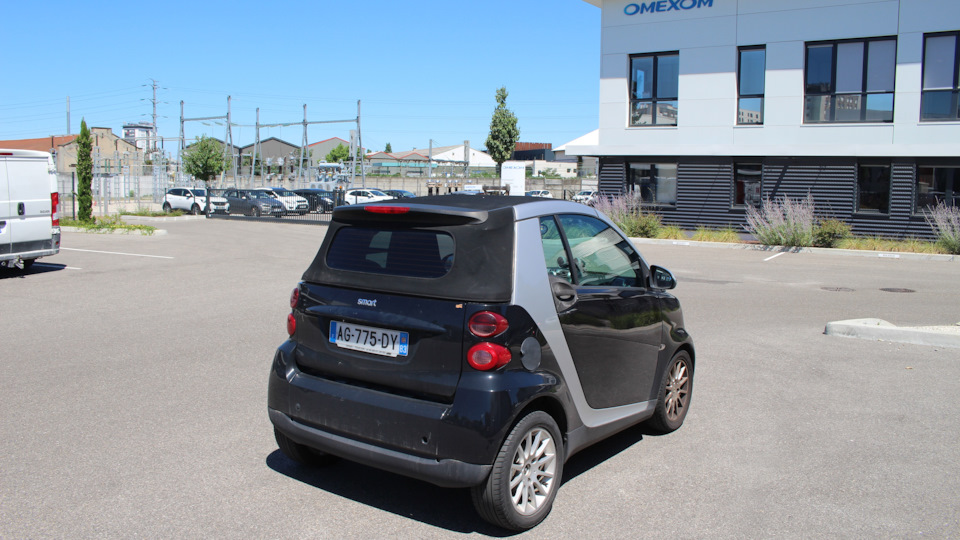 Он был дизельным, следовательно, объем двигателя у него 0.8 литров и мощность аж 45 л.с. — Audi A4 (B9)