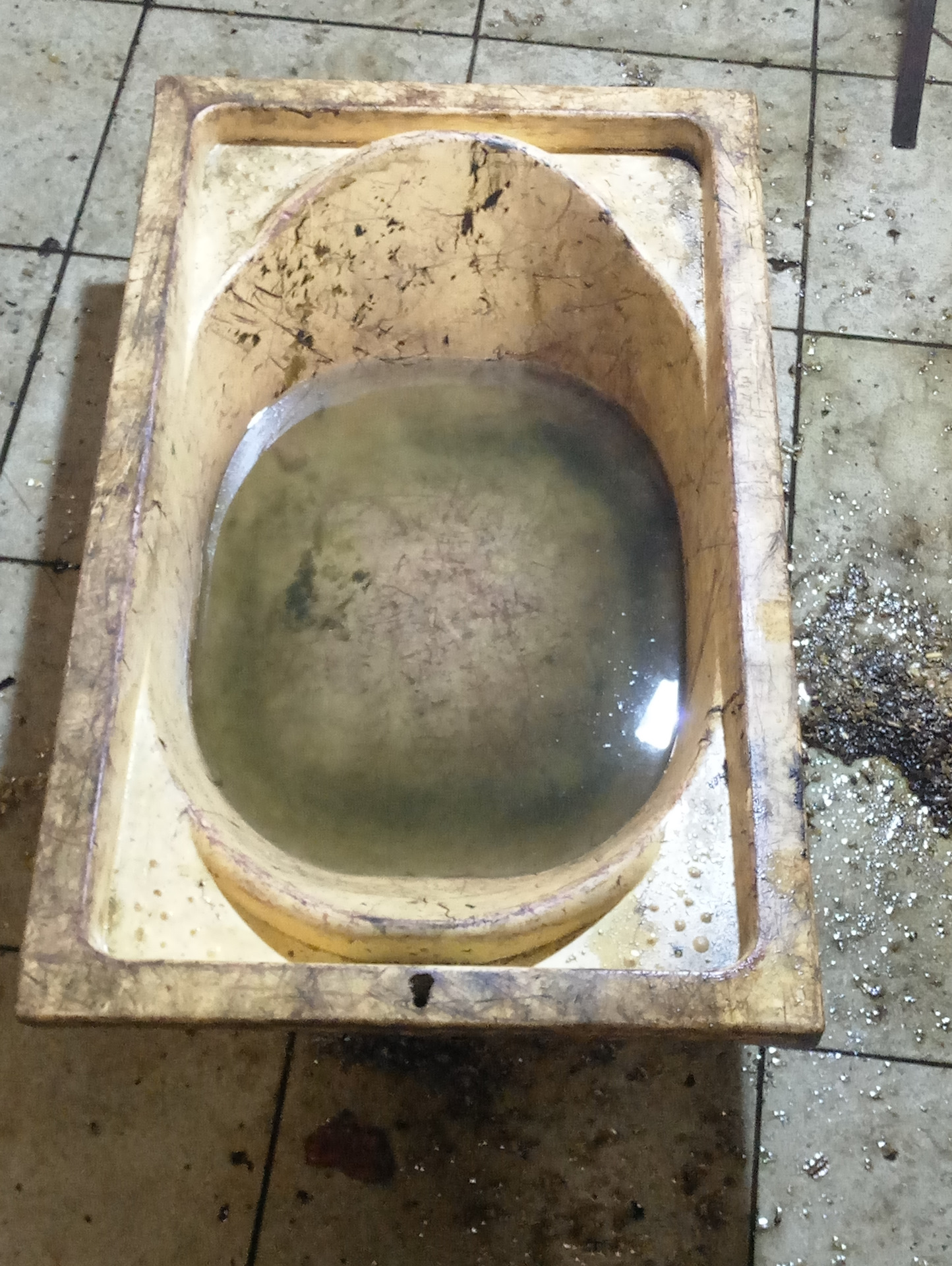 Замена антифриза с полной промывкой системы охлаждения.Пробег 145000 ...