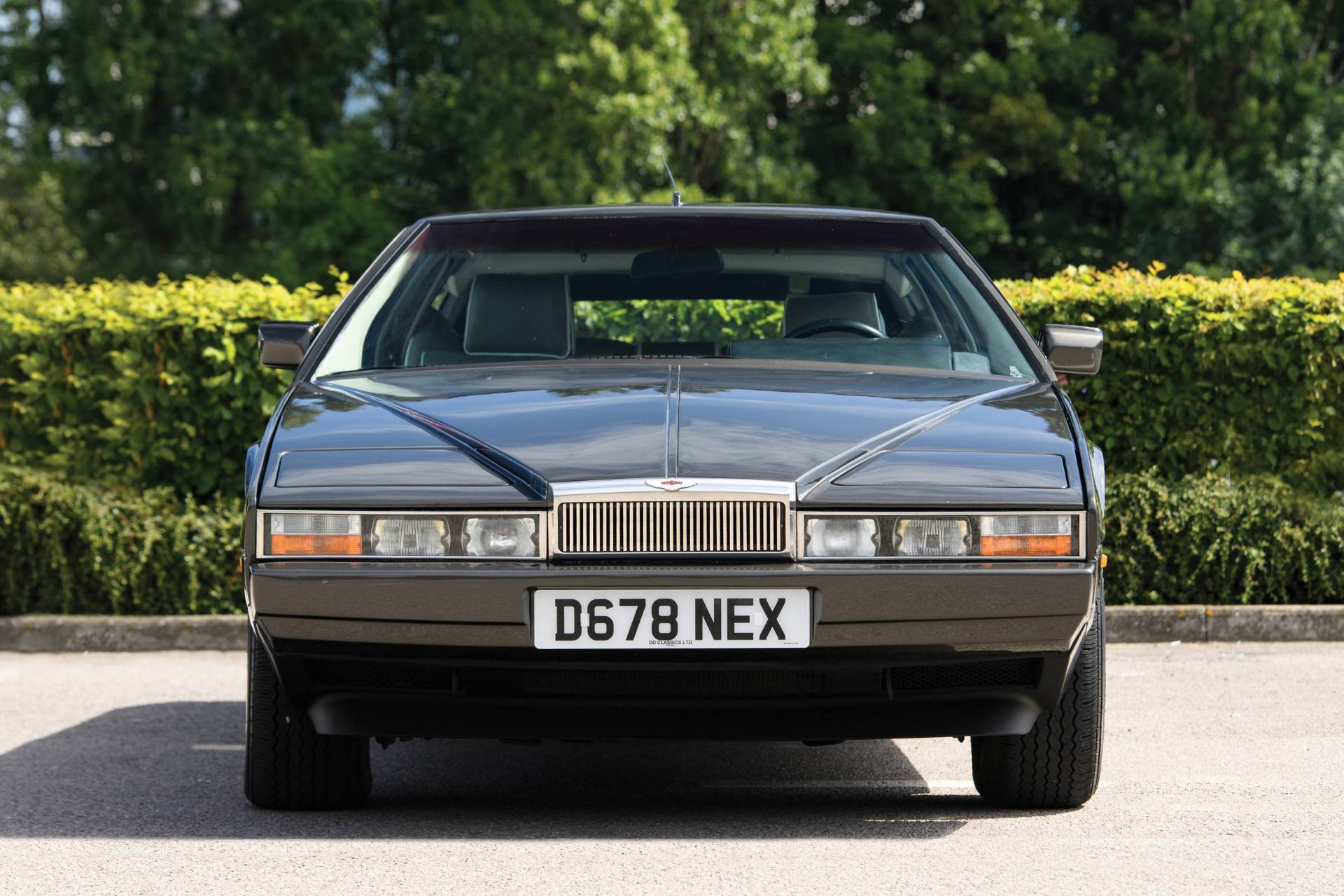 Aston Martin Lagonda 1982