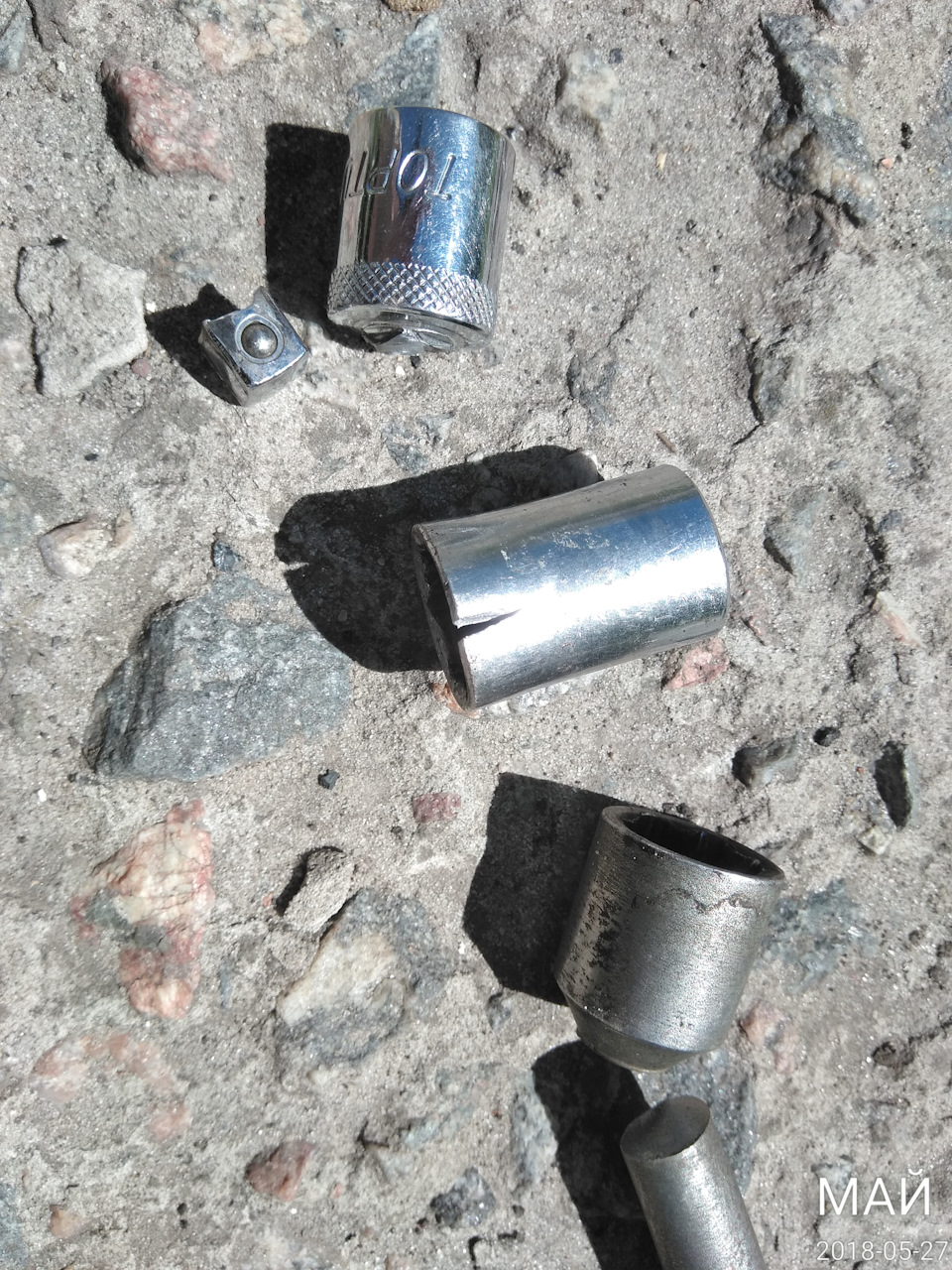 Вот что значит работать в праздник — Lada Приора седан, 1,6 л, 2008 ...