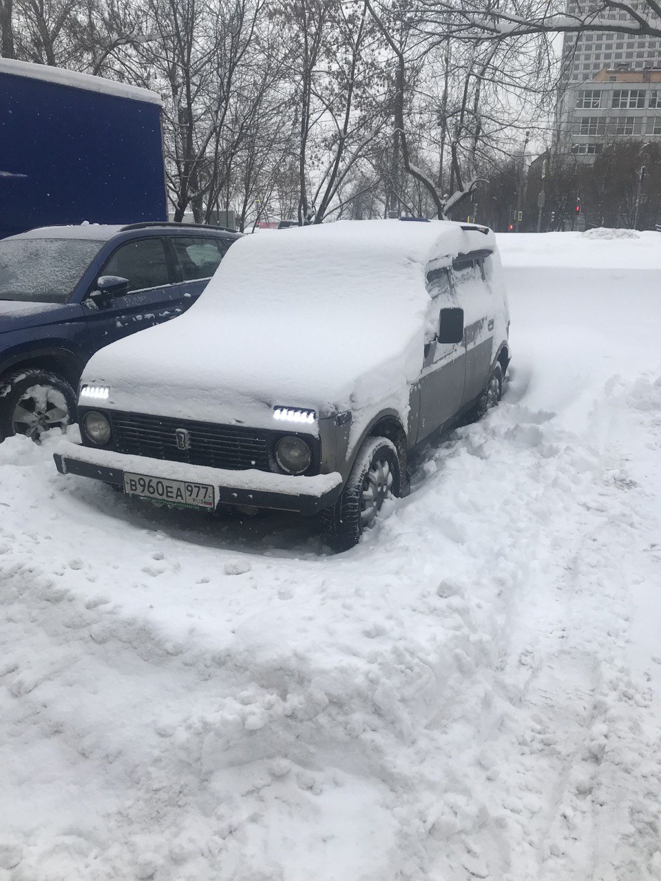 Переподключение музыки + блок предохранителей под флажки — Lada 2131, 1,7  л, 2001 года | электроника | DRIVE2