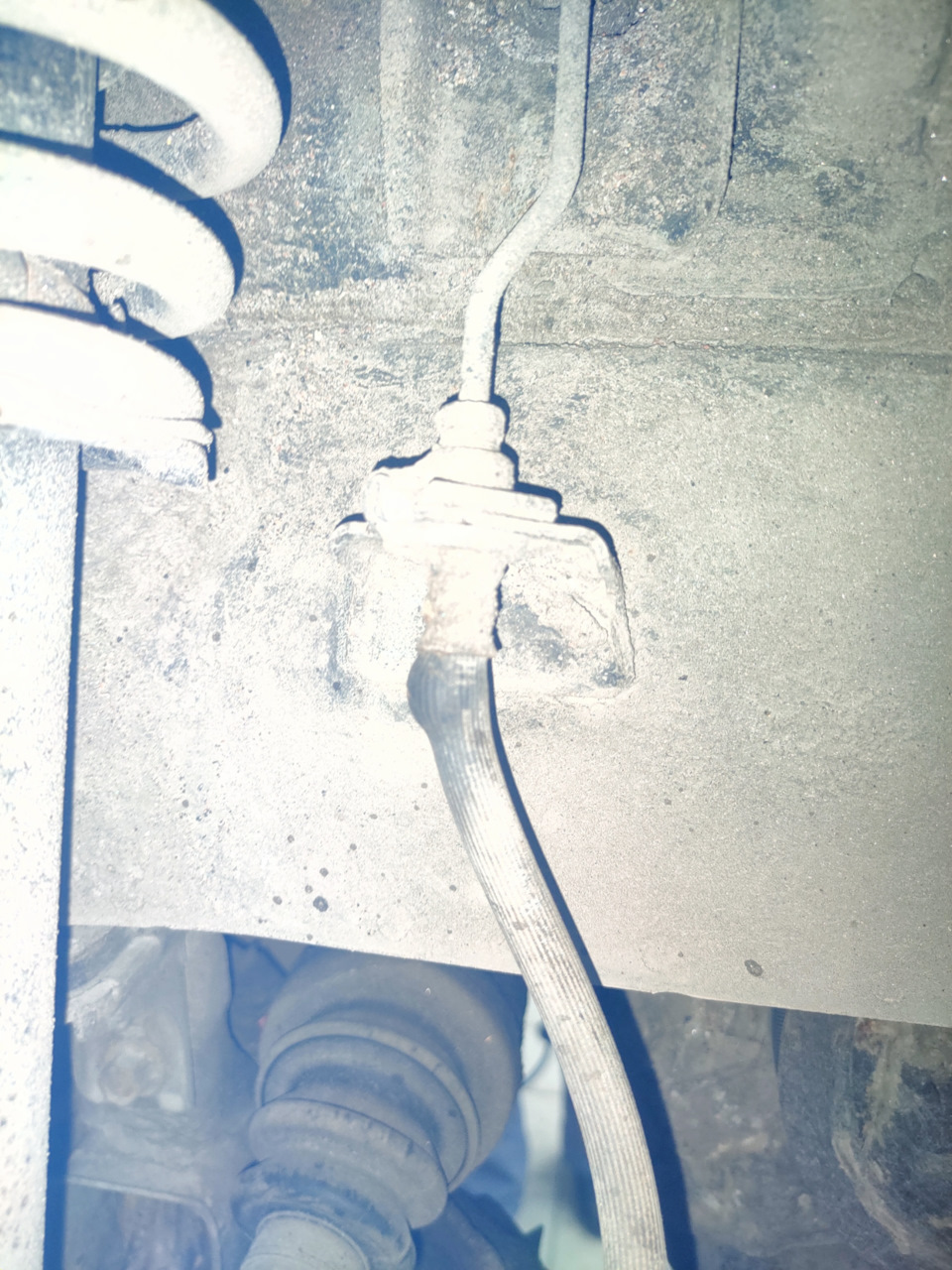 Как у меня лопнул тормозной шланг… — Honda Accord (7G), 2,4 л, 2006 ...