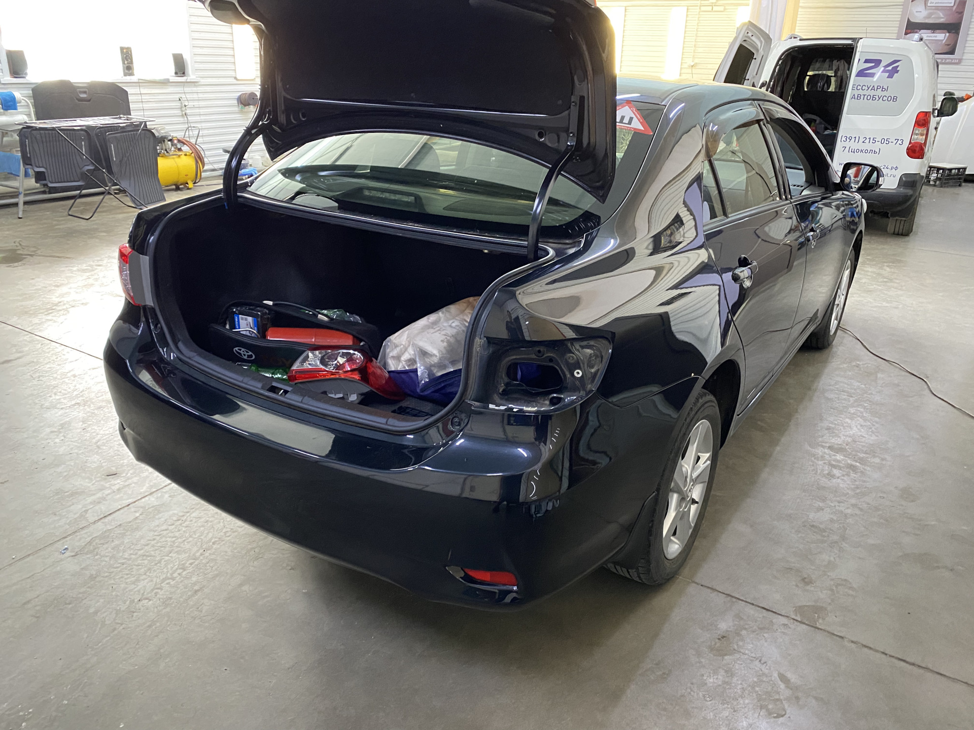 Выправление вмятин без покраски — Toyota Corolla (140/150), 1,6 л, 2012 ...