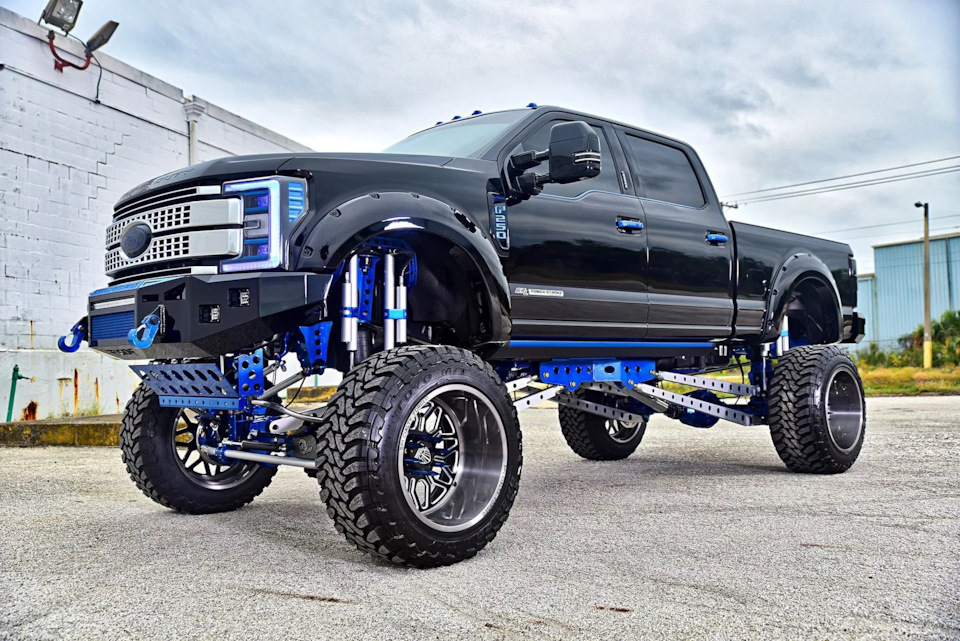Машина с лучшей подвеской. Форд ф 250 Раптор. Ford f-150 Raptor джип. Ford f150 Truck. Ford f250 трак