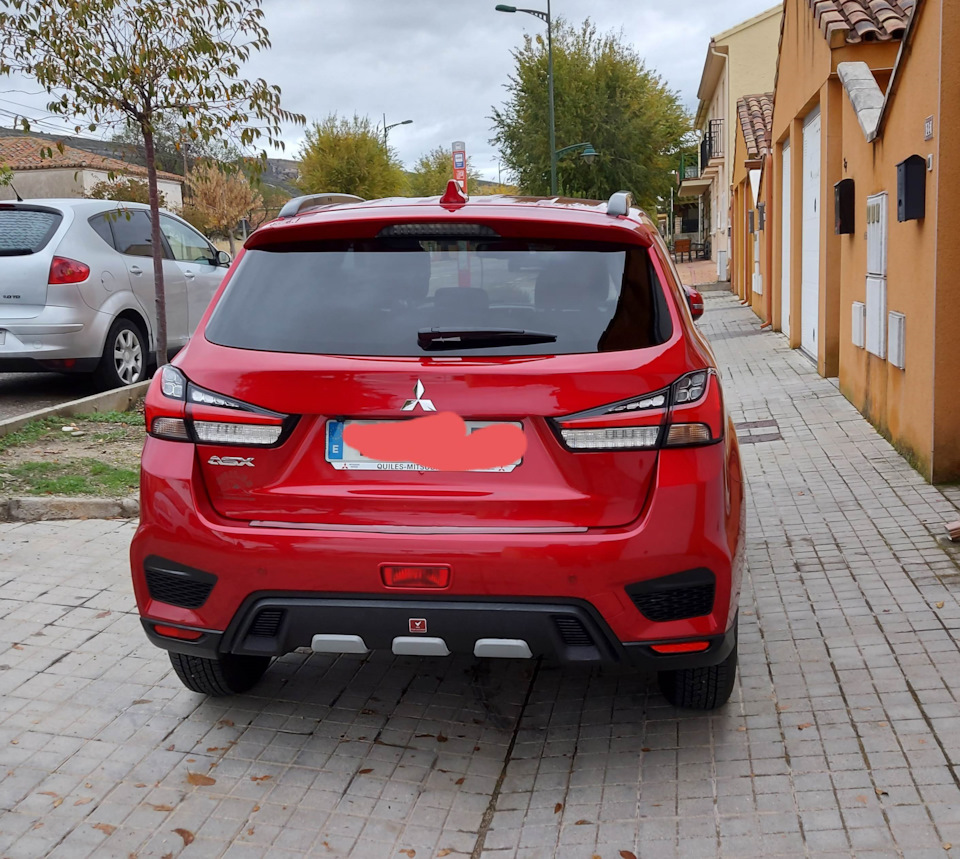 Авто-Открытие багажника на ASX 2020 — Mitsubishi ASX, 2 л, 2020 года ...