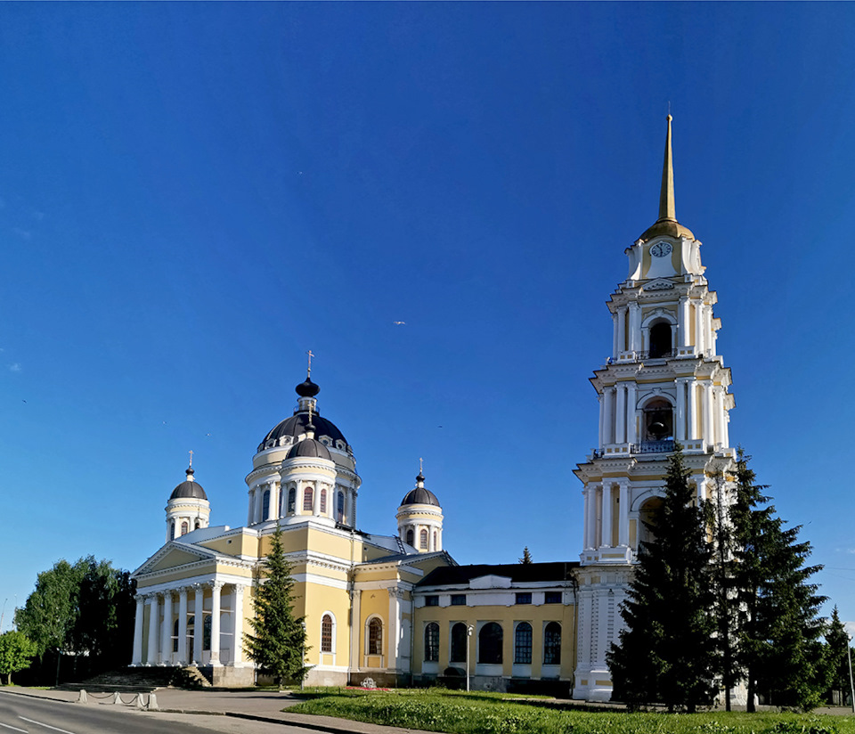 заброшенные монастыри ярославской области. Смотреть фото заброшенные монастыри ярославской области. Смотреть картинку заброшенные монастыри ярославской области. Картинка про заброшенные монастыри ярославской области. Фото заброшенные монастыри ярославской области