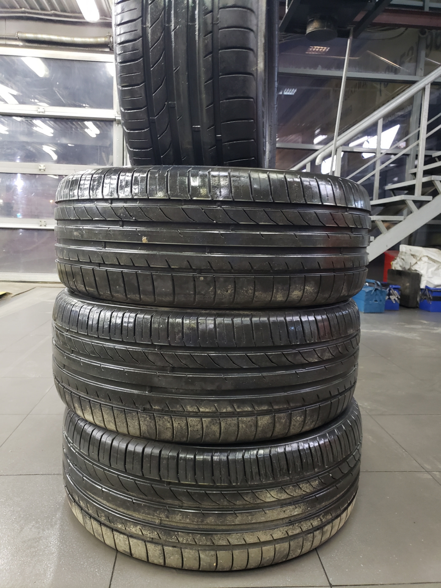 Kumho 255 50 r20. 255/50 R17. Kumho Crugen hp91 фото бу.