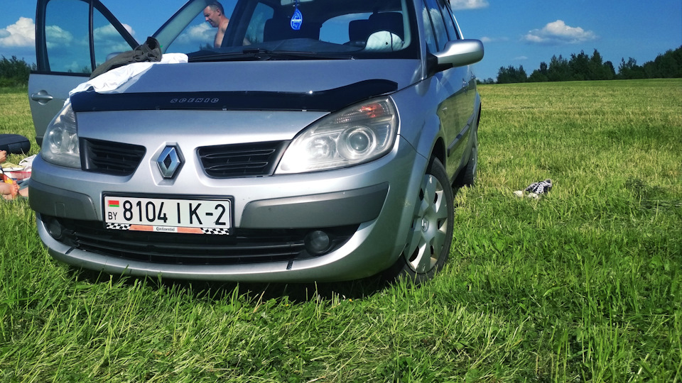 Renault Grand Scenic Sport Drive2