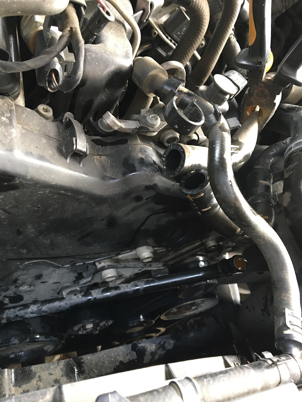 Шпилька натяжного ролика (ремонт) — LADA 11113 Ока, 0,8 л., 1998 года ...