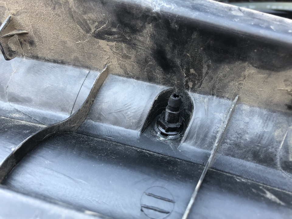 Лампа регулятора уровня светового пучка… — Subaru Forester (SJ), 2,5 л ...