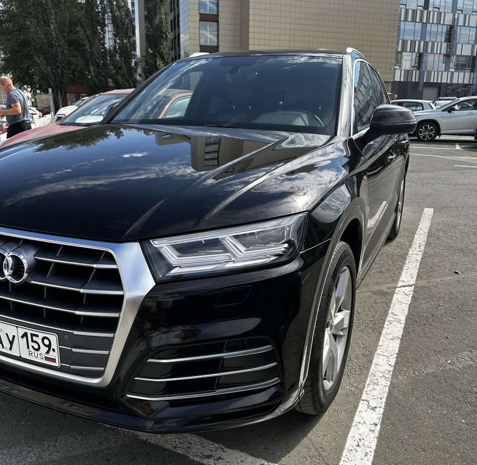 Установка решетки радиатора — Audi Q5 (2G), 2 л, 2017 года | аксессуары |  DRIVE2