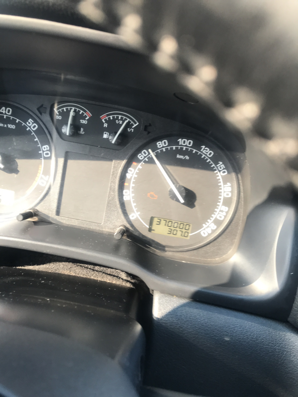 370 000 — Skoda Octavia A4 Mk1