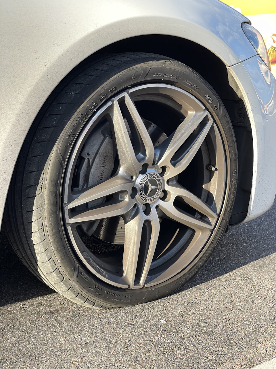 Фото в бортжурнале Mercedes-Benz E-class (W213)