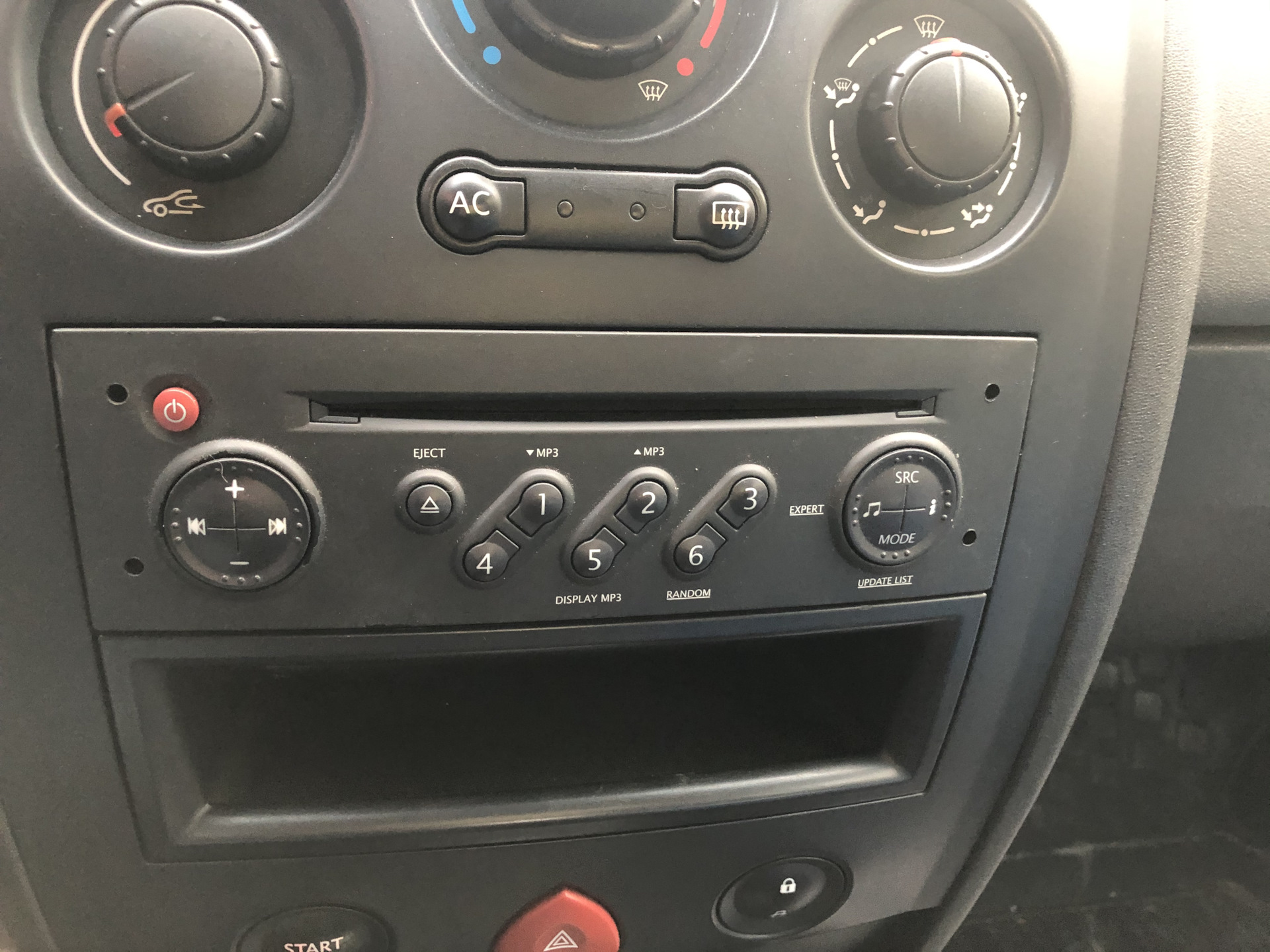 Магнитола update list ОБМЕН! — Renault Megane II, 1,6 л, 2004 года ...
