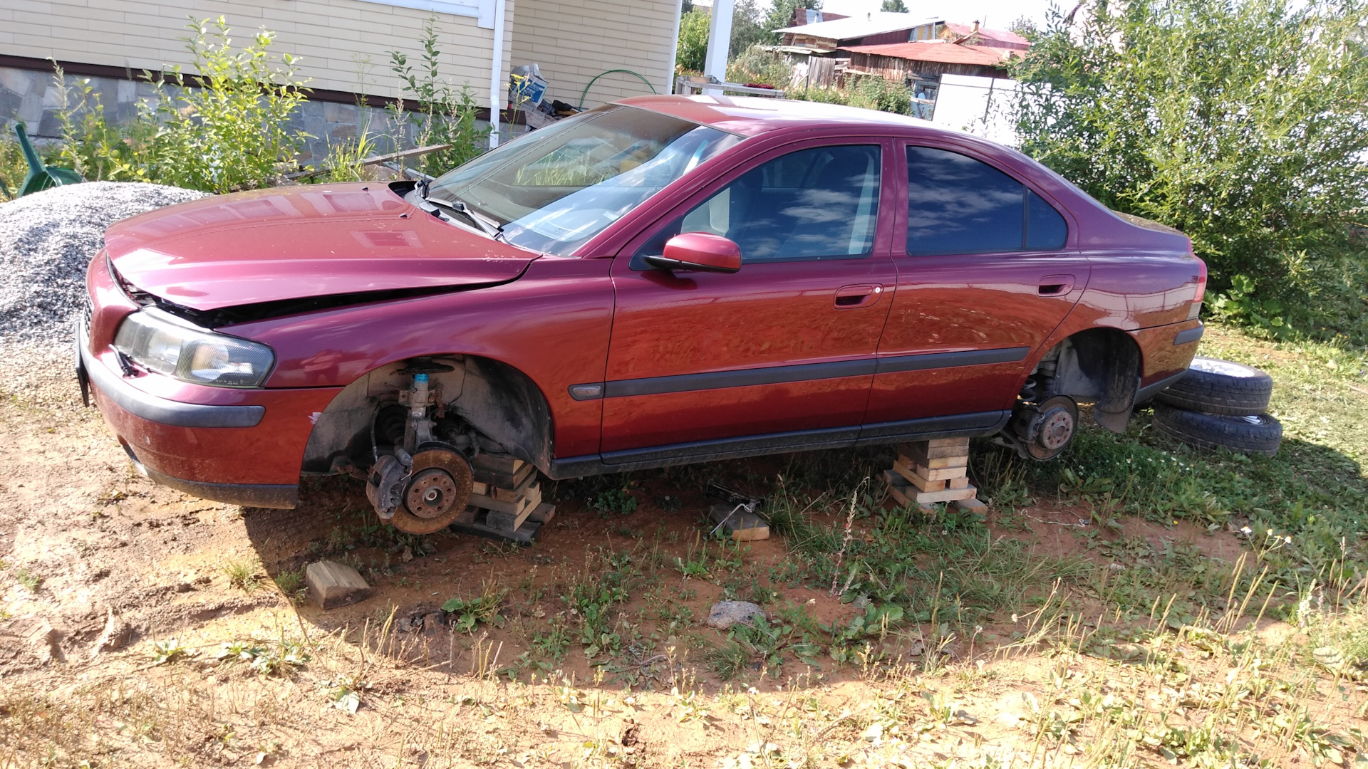 Volvo S60 (1G) 2.4 бензиновый 2004 | 