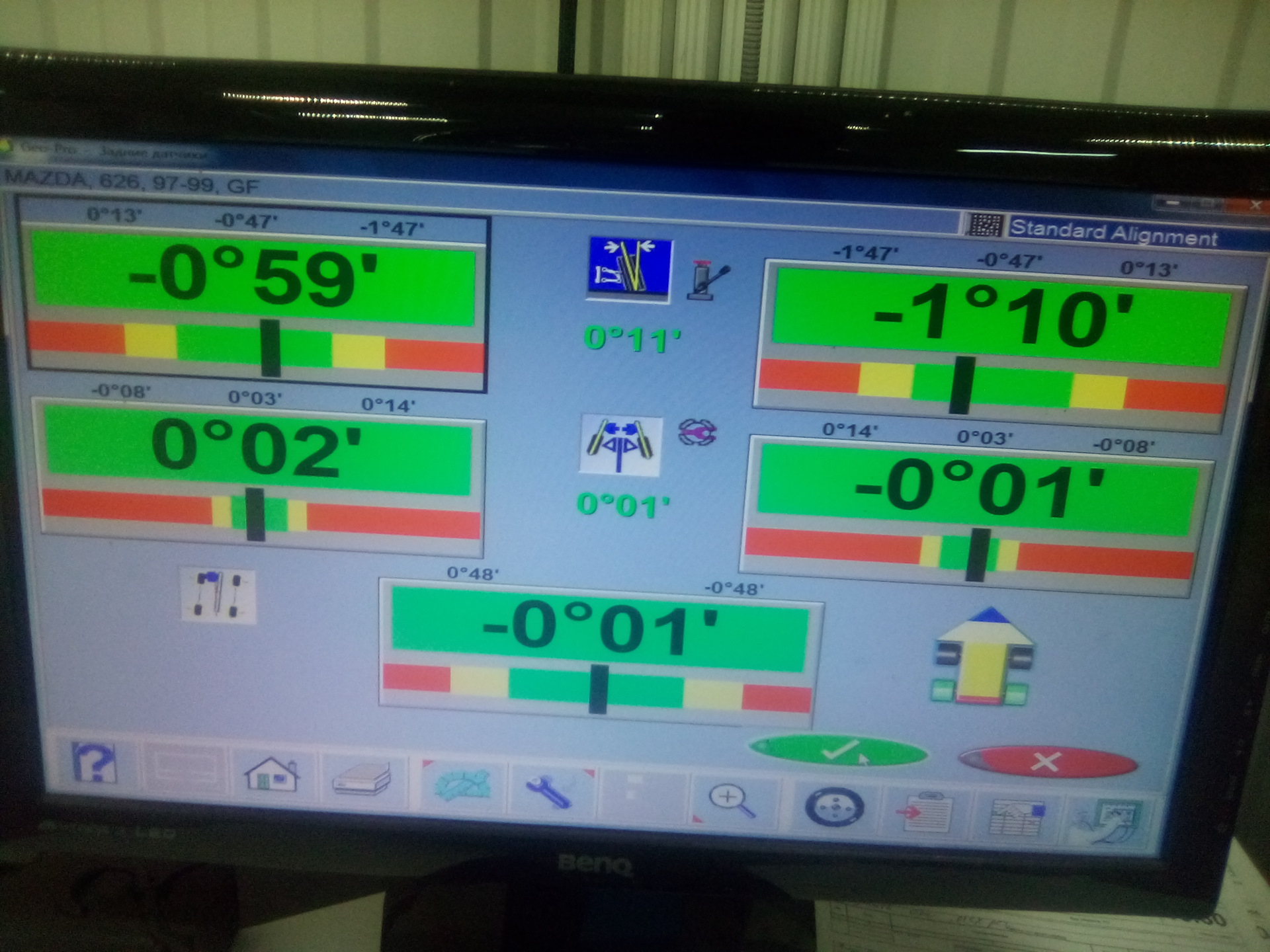 Замена передних стоек — Mazda 626 IV (GE), 2 л, 1993 года | своими ...