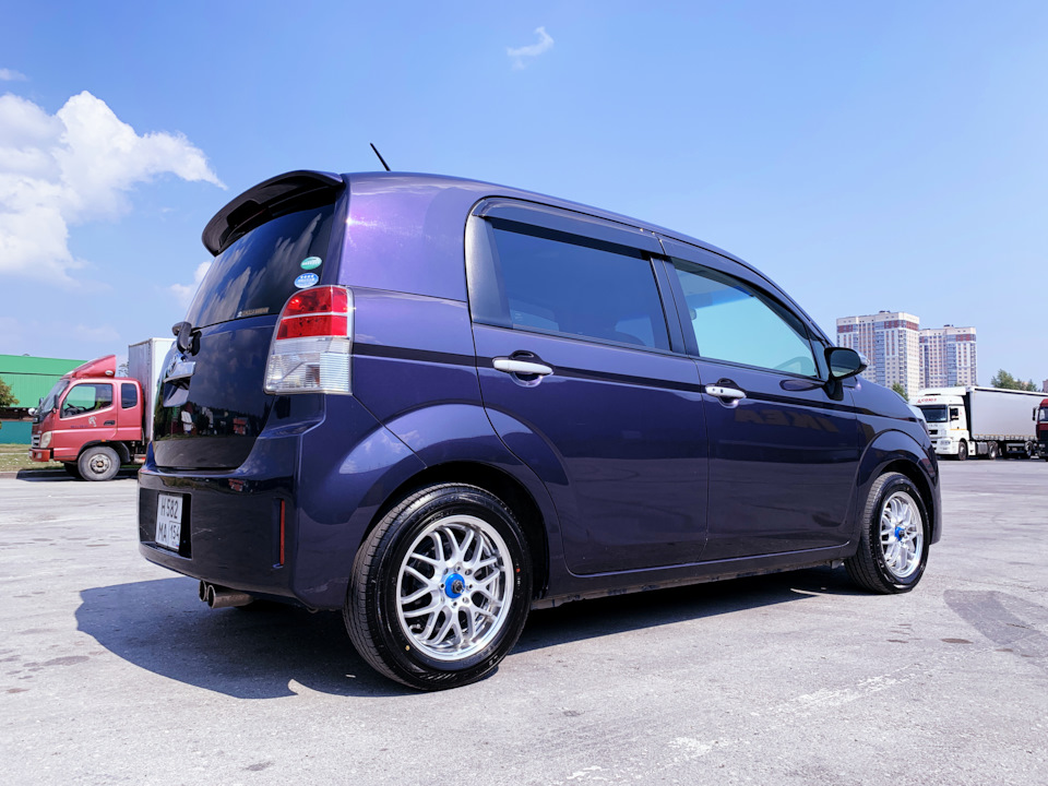 Тойота спейд картинки