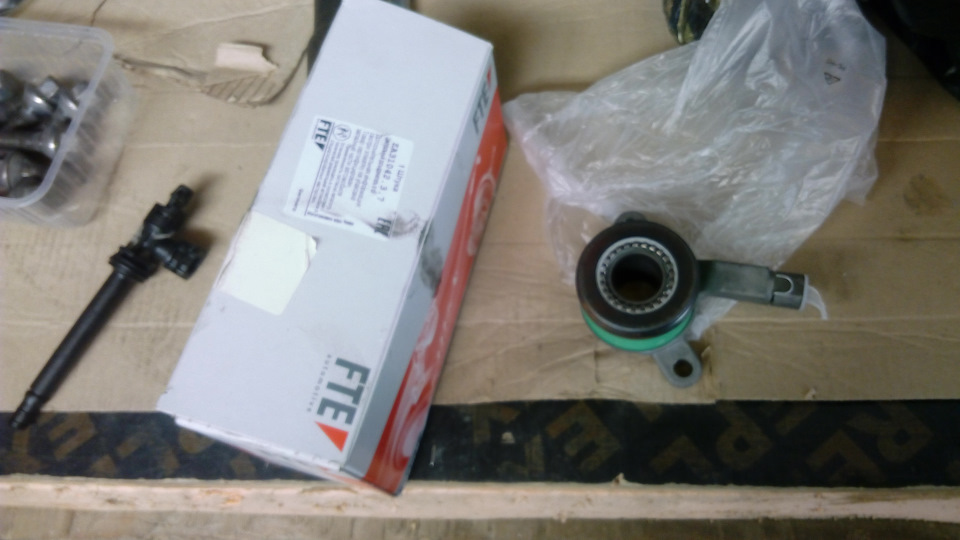 16.10.18 Замена выжимного подшипника и маховика — Renault Master (3G ...