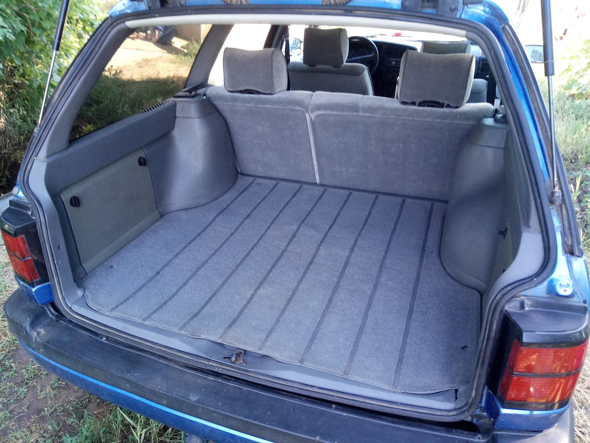 Volkswagen b3 универсал багажник