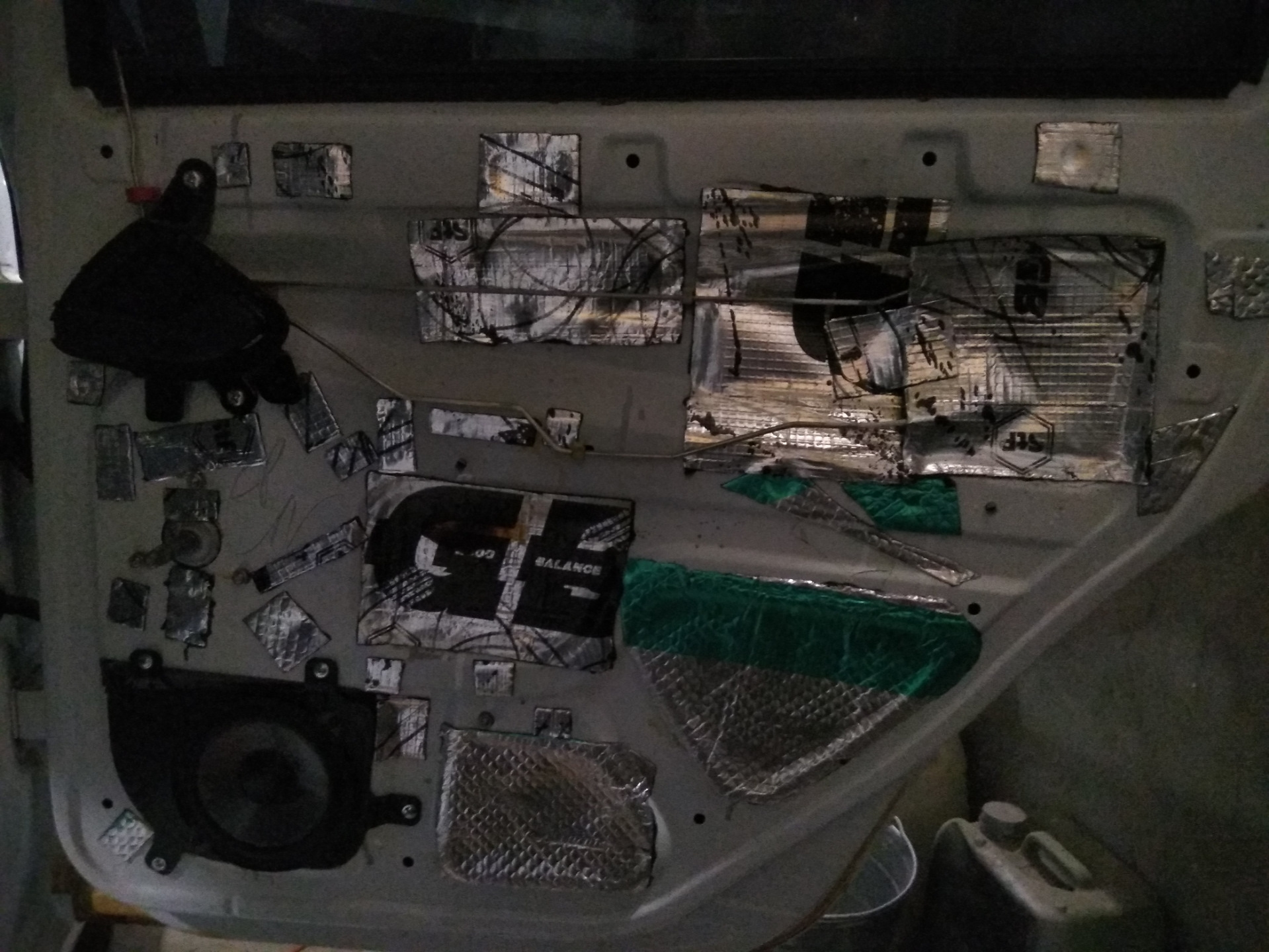 Шумоизоляция дверей — Lada Гранта, 1,6 л, 2014 года | тюнинг | DRIVE2