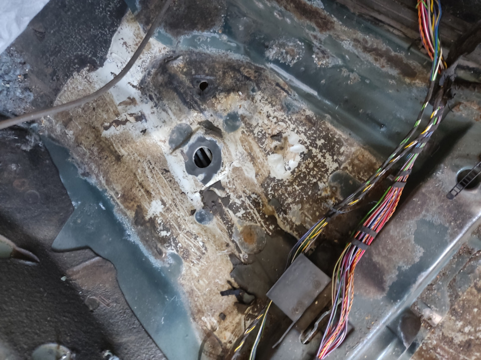 Крок попал на дно! Часть 2 — Volkswagen Passat B5, 1,8 л, 1999 года ...