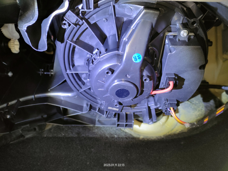 Щетки моторчика печки, или новый моторчик? — Volkswagen Golf Mk7, 1,4 л ...