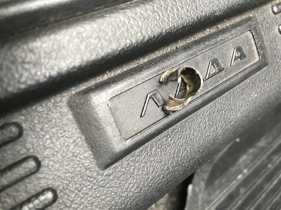 Скрип при нажатии педали сцепления — Lada 2109, 1,5 л, 2006 года ...