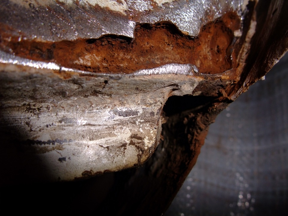 Сгнившие пороги. Рено мастер вин номер кузова. Сгнивший или згнивший. Сгнивший или згнивший. Рено мастер вин номер кузова.