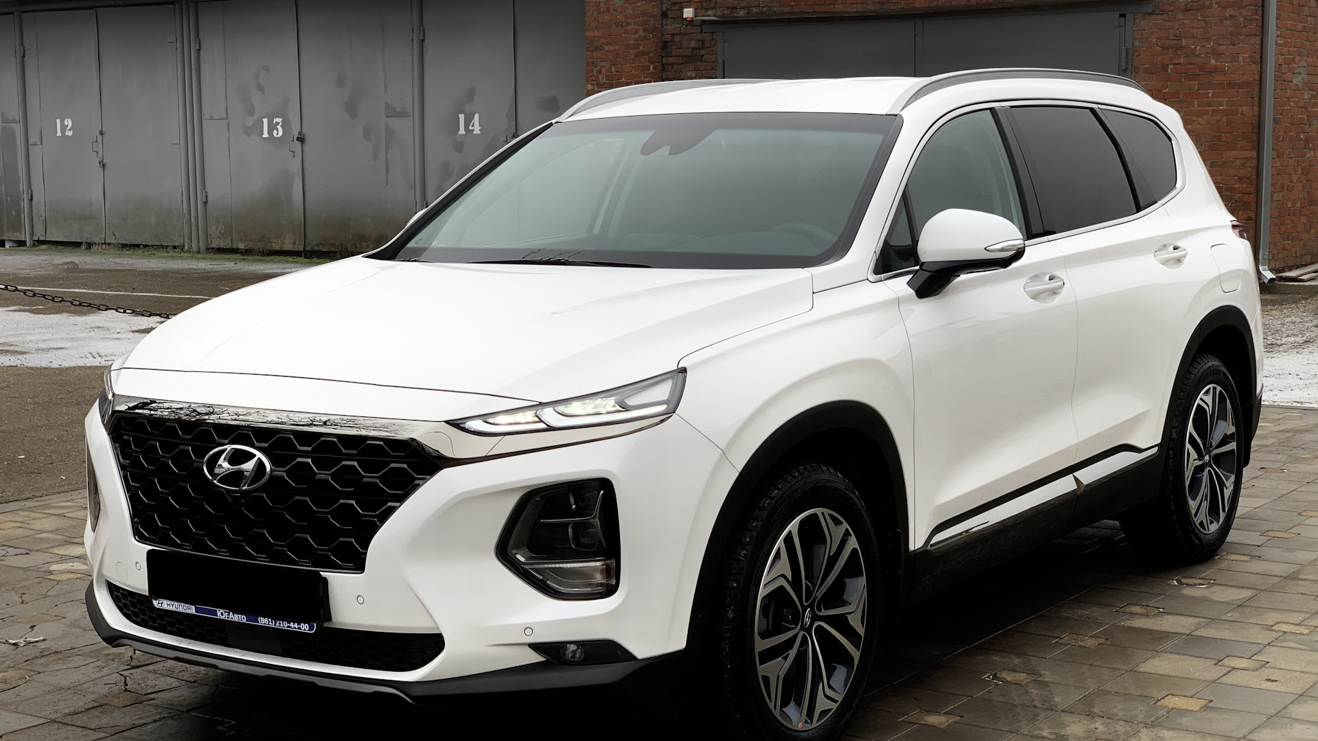 Белый фе. Hyundai Santa Fe 2020 белый. Санта Фе 2019 белый. Санта Фе 4 белый. Хендай сантафе белый 2019.