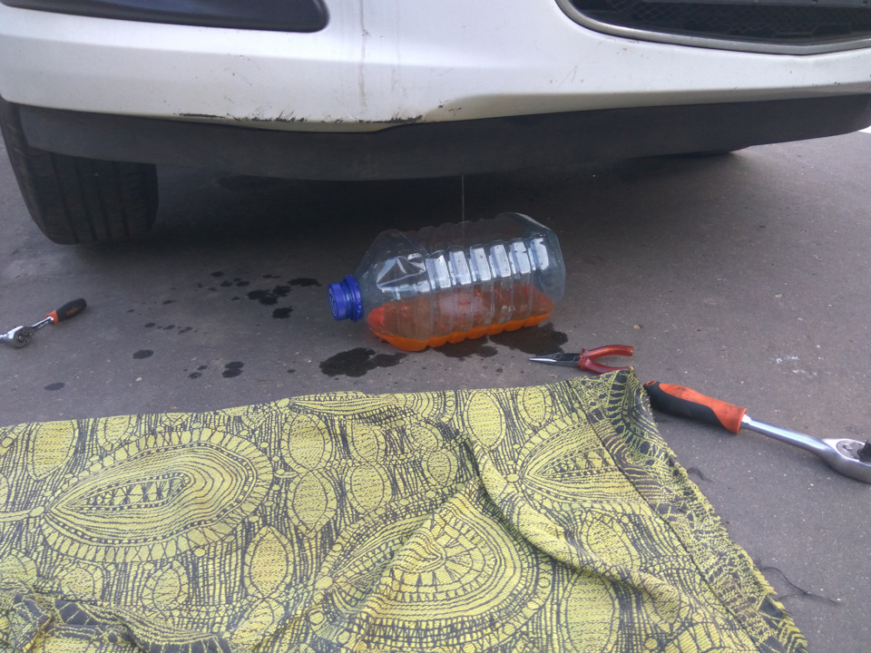 Покраска переднего бампера и надписей на шинах, типа Firestone ...