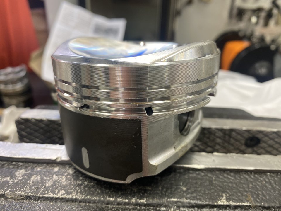 2. Поршни составные т64. Поршень зил 130. Липкий поршень в майнкрафт крафт. Поршень ваз 211279.