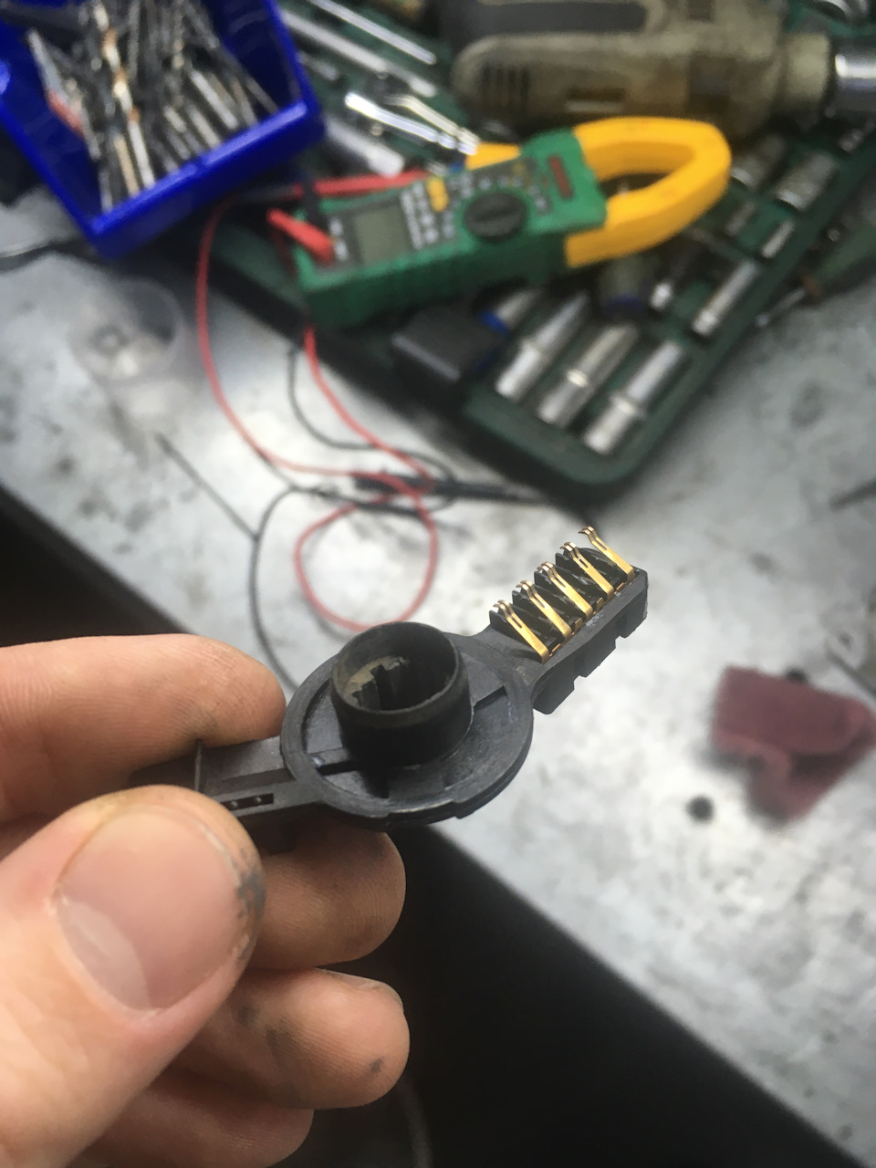 Vdc инфинити м35. пропадает индикация акпп. шевроле каптива моргает индикатор полного привода. пропадает индикация акпп. селектор акпп a351e.