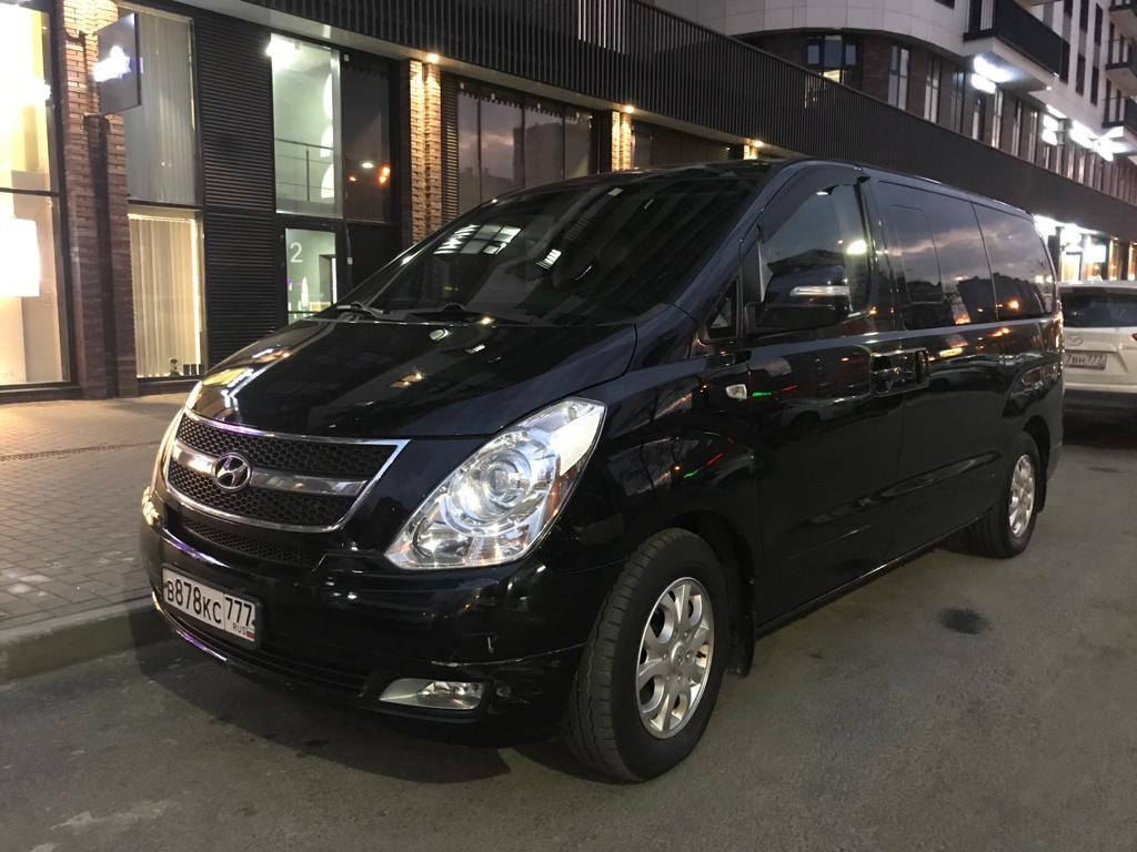 Хендай старекс 2.5. Hyundai Grand Starex 2. Hyundai Grand Starex 2.5. Hyundai Grand Starex Стайлинг. Черно-зеленый Grand Starex.